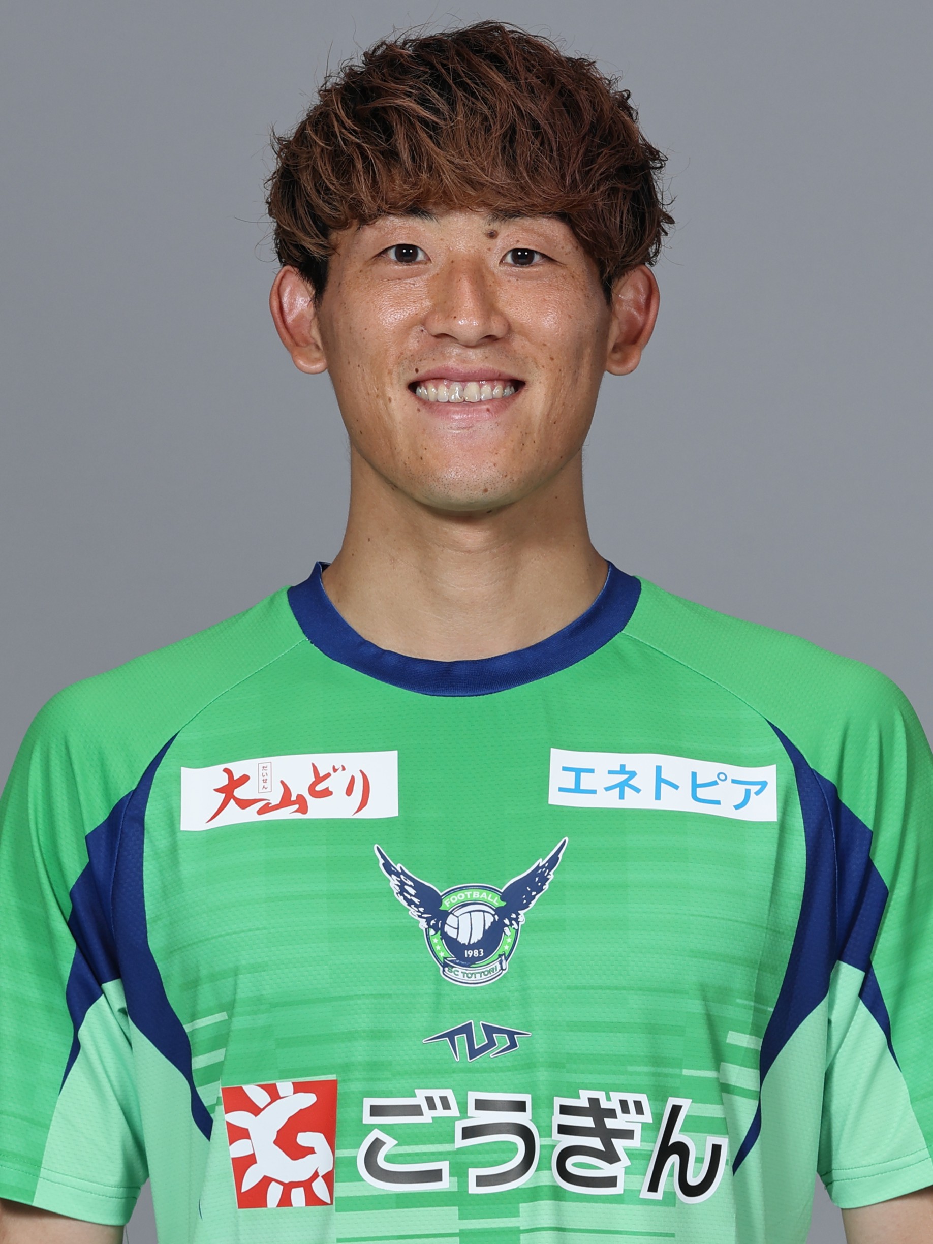 大嶋 春樹