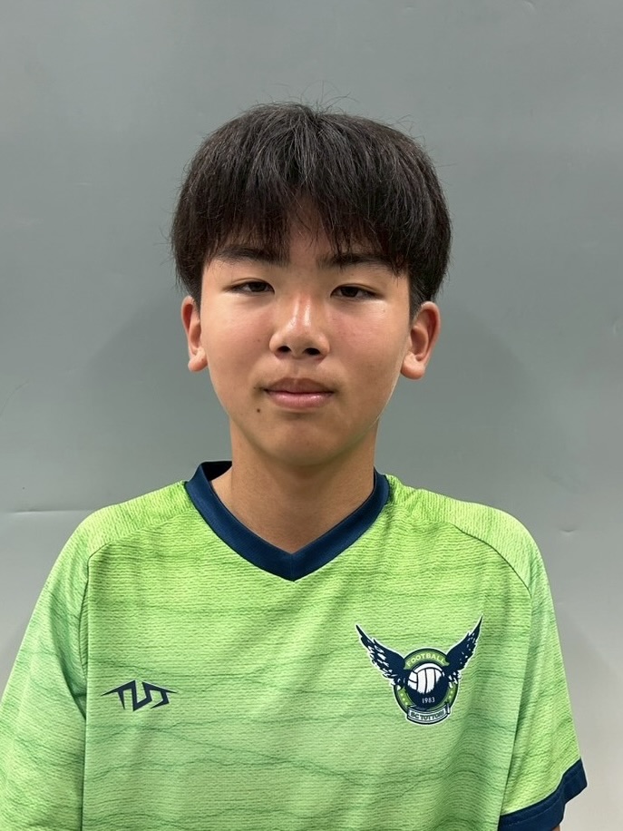 荊尾　健斗
