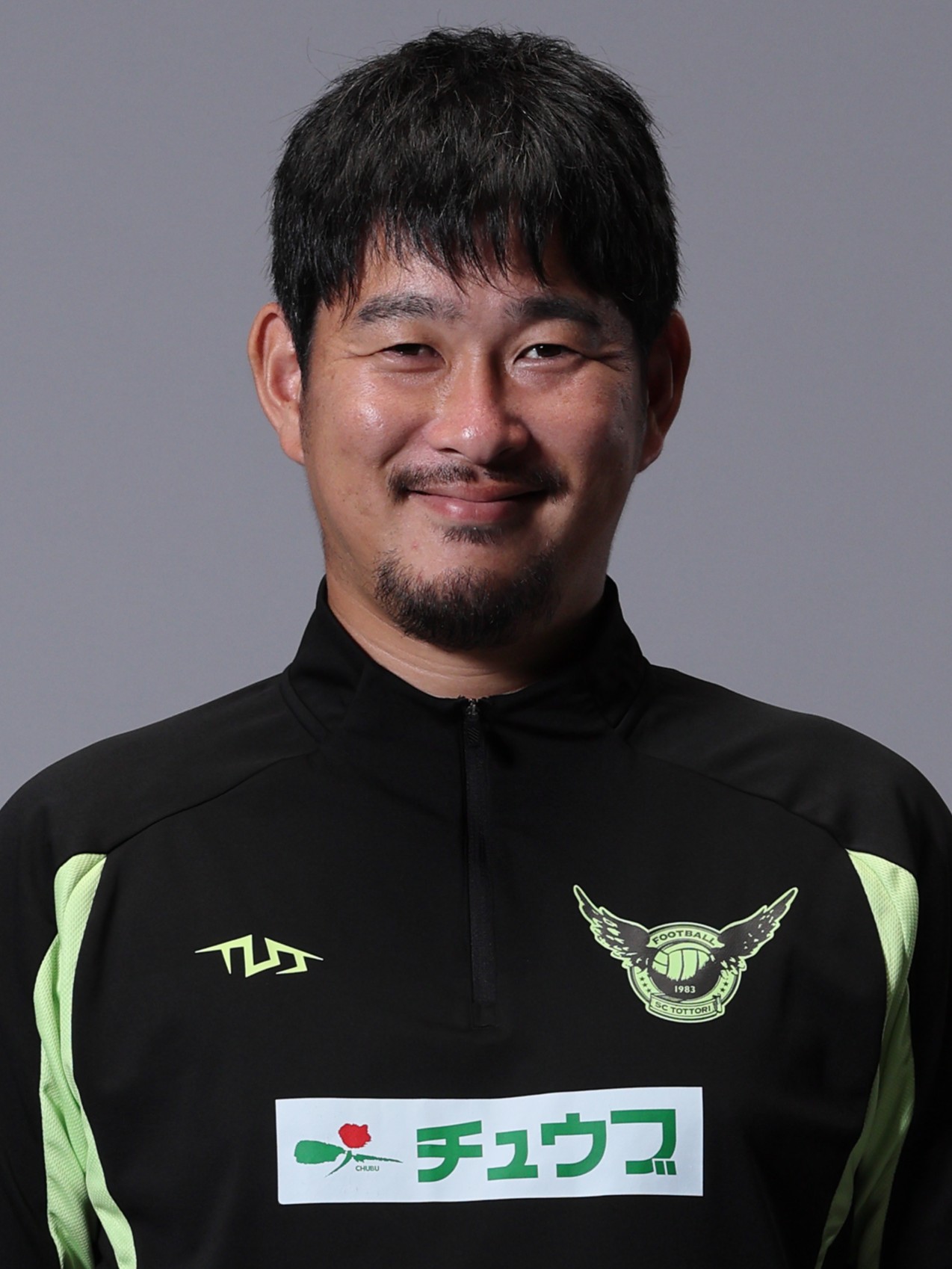 東 徹也